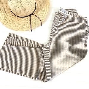 Elliot Lauren Seersucker Capris Pants